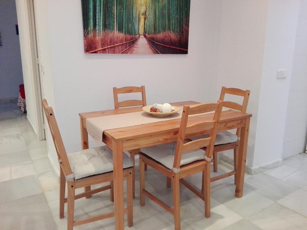 Centrico Apartamento Con Patio Privado Sevilla Exteriör bild